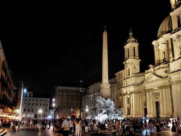 Rome la nuit : visite à pied